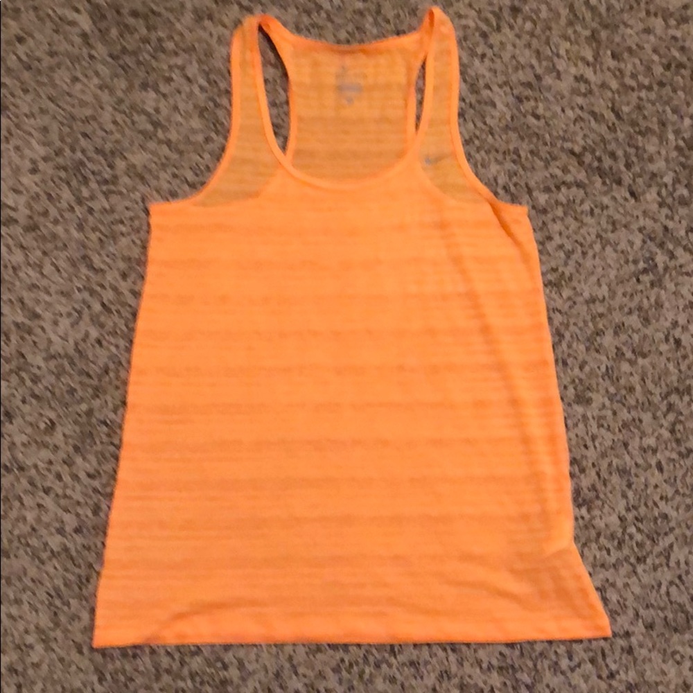 Woman Nike/ DRI FIT